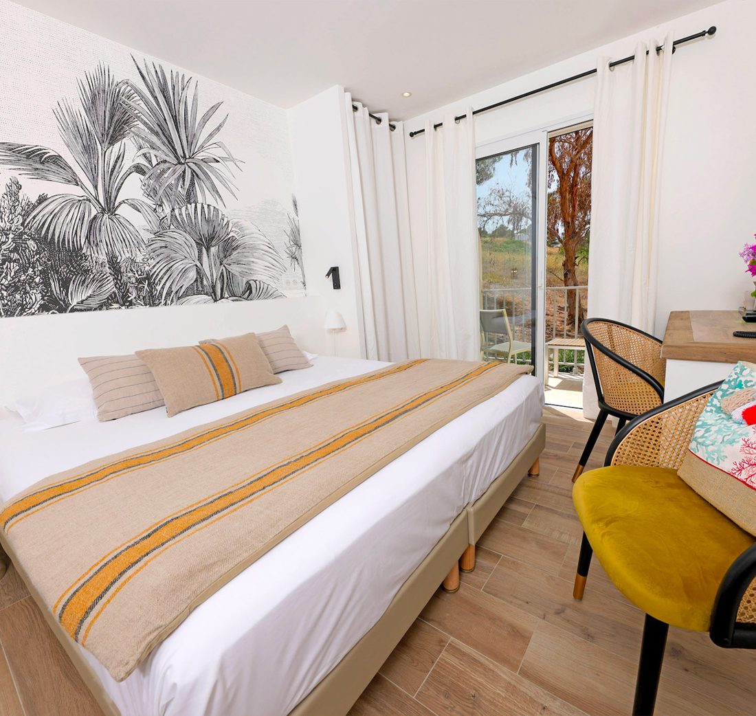 Nos chambres - Hôtel Le Saint Erasme - Chambre double confort avec balcon