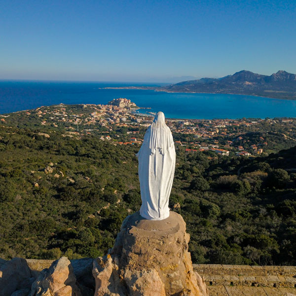 Panorama Notre Dame de la Serra - Échappées Belles - Hôtel Le Saint Erasme